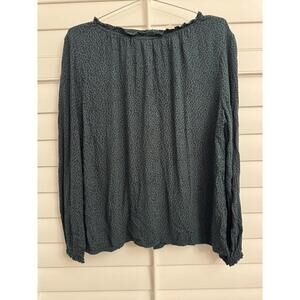 Good Threads green animal print blouse size Medium